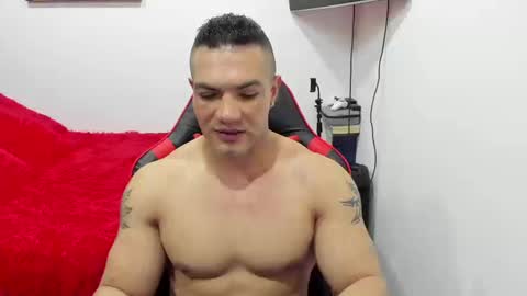 santi_pastori online show from September 22, 8:19 pm