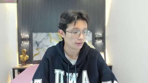 santiago_russo18 online show from November 5, 12:29 pm