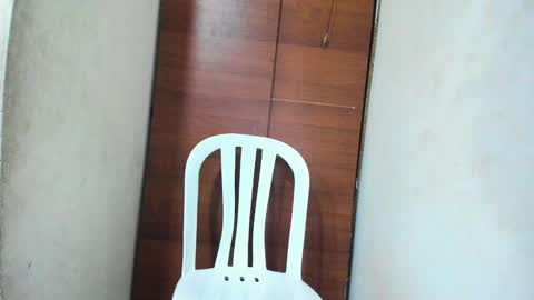 Snapshot of santiagoxxxtreme_ chatting on January 4, 8:49 am Santiago    online show from January 4, 8:49 am