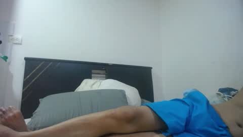 Snapshot of santiagoxxxtreme_ chatting on December 11, 7:10 am Santiago    online show from December 11, 7:10 am