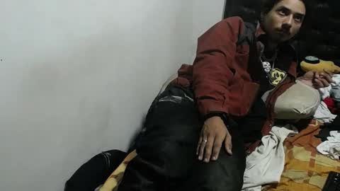 Snapshot of santiagoxxxtreme_ chatting on October 19, 5:34 am Santiago    online show from October 19, 5:34 am