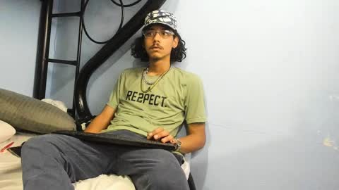 Snapshot of santiagoxxxtreme_ chatting on January 28, 7:53 am Santiago    online show from January 28, 7:53 am