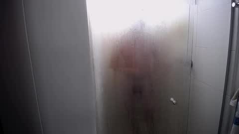 Snapshot of santii_rose chatting on January 16, 1:25 pm Santii online show from January 16, 1:25 pm