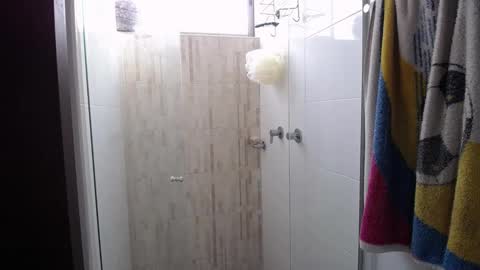 Snapshot of santii_rose chatting on February 13, 11:39 am Santii online show from February 13, 11:39 am