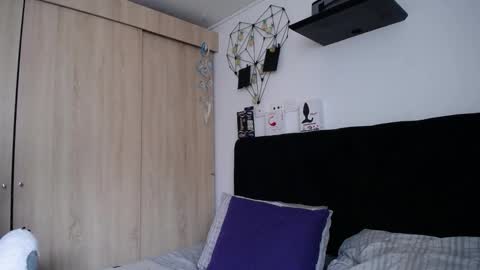 Snapshot of santii_rose chatting on October 15, 5:20 pm Santii online show from October 15, 5:20 pm