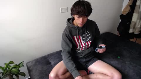 Snapshot of santii_rose chatting on January 27, 1:52 pm Santii online show from January 27, 1:52 pm