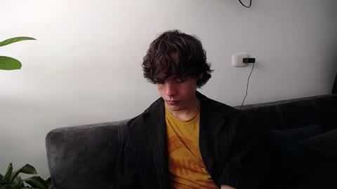 Snapshot of santii_rose chatting on March 7, 3:07 pm Santii online show from March 7, 3:07 pm