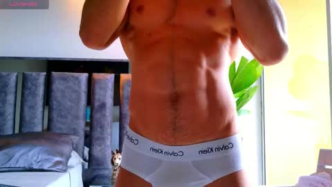 Santiago Seans online show from February 13, 3:28 pm