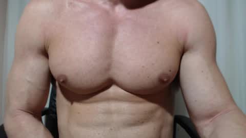 saradorj92 online show from April 9, 6:52 am