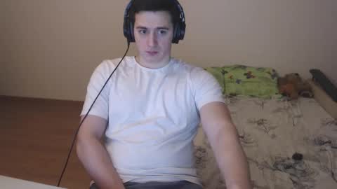 Snapshot of sasha_calvin chatting on October 25, 12:12 am sasha_calvin online show from October 25, 12:12 am