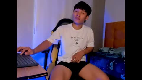 Evans Williams online show from February 1, 7:13 pm