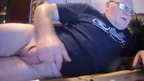 Snapshot of saugeil123 chatting on November 1, 8:35 pm saugeil123 online show from November 1, 8:35 pm