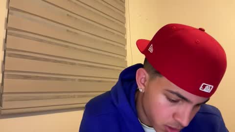 sbouchikh03 online show from February 11, 6:29 am