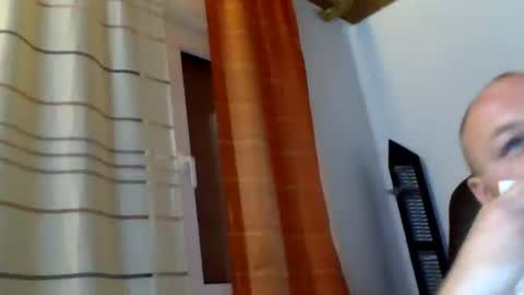 schnibschnab online show from October 11, 1:31 am