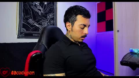 Alejandro help me to reach 200 thumps up online show from December 4, 5:14 am