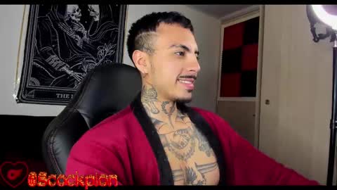 Alejandro help me to reach 200 thumps up online show from March 11, 4:10 am