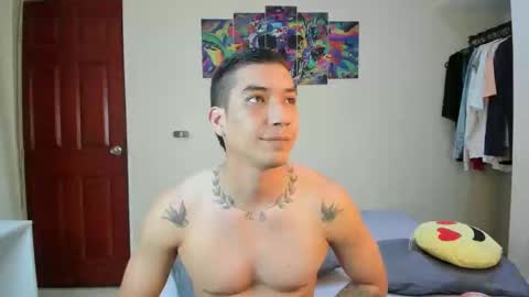 Snapshot of scotrisse chatting on February 27, 11:26 pm Daniel martinez - Independent model online show from February 27, 11:26 pm