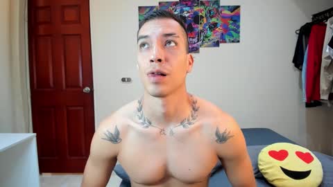 Snapshot of scotrisse chatting on September 23, 7:13 pm Daniel martinez - Independent model online show from September 23, 7:13 pm