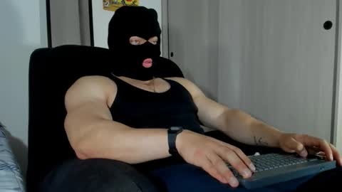 Snapshot of scott__miller chatting on October 24, 11:39 pm scott__miller online show from October 24, 11:39 pm