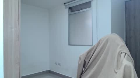 Twitter Scott brasher1 Instagram Camiloestuardo2 online show from January 9, 8:22 pm