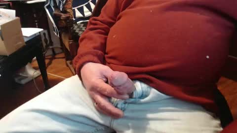 Snapshot of scottbearfun chatting on January 8, 3:08 am scottbearfun online show from January 8, 3:08 am