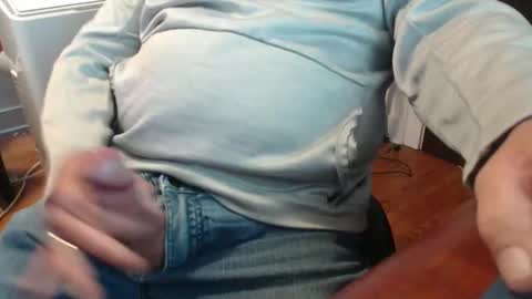 Snapshot of scottbearfun chatting on October 21, 3:26 pm scottbearfun online show from October 21, 3:26 pm