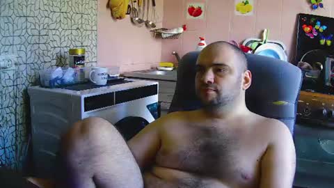 scuban87 online show from June 19, 1:05 pm