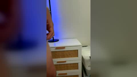 blonde quad online show from July 25, 9:33 pm