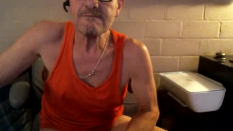 Snapshot of sdh69 chatting on September 14, 12:29 pm eating pussy  sucking dick online show from September 14, 12:29 pm