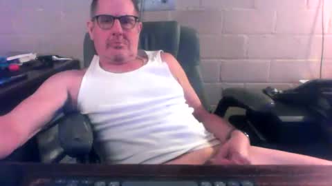 eating pussy  sucking dick online show from April 12, 4:04 am