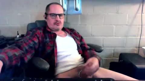 eating pussy  sucking dick online show from January 31, 7:23 pm