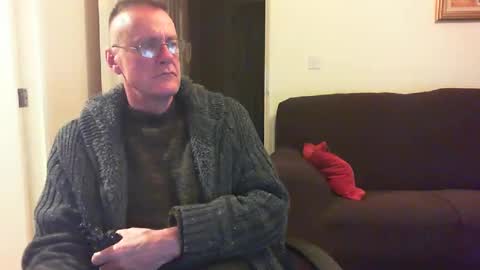 Snapshot of seakrait chatting on January 5, 7:49 pm seakrait online show from January 5, 7:49 pm