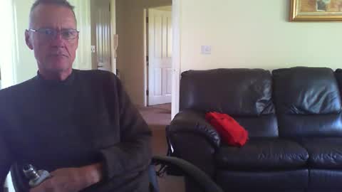 Snapshot of seakrait chatting on October 23, 1:14 pm seakrait online show from October 23, 1:14 pm