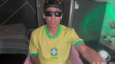 Sean Scoth online show from December 22, 4:28 am