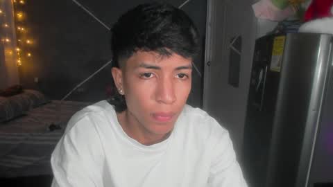 Sean Scoth online show from December 24, 1:27 am