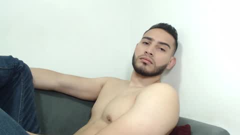 seank_noszka online show from December 14, 2:31 pm