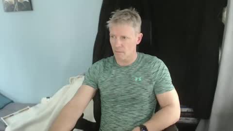 Sean Westwood online show from October 31, 6:22 pm