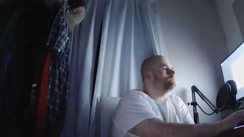 seanv26 online show from January 16, 3:31 am