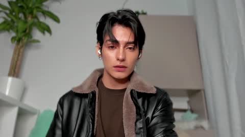 sebastian online show from January 27, 6:19 am