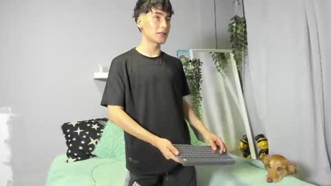sebastian online show from June 9, 11:28 pm