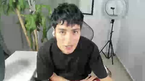 sebastian online show from January 8, 4:45 pm