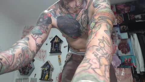 Snapshot of sebasbigdick_ chatting on October 20, 2:37 am spityio instagram online show from October 20, 2:37 am