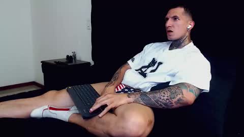 Sebastian online show from October 6, 10:25 pm