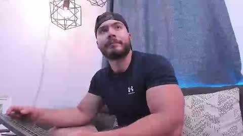 Instagram jeanpaulfit  online show from February 23, 9:58 pm