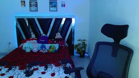 Sebas online show from May 15, 11:13 pm