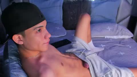 Sebastian online show from June 20, 8:47 pm