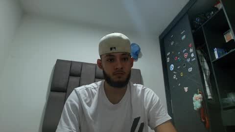 Snapshot of sebolaz chatting on September 23, 3:06 am ryan miller online show from September 23, 3:06 am