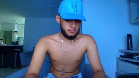 Snapshot of sebolaz chatting on September 25, 4:44 am ryan miller online show from September 25, 4:44 am