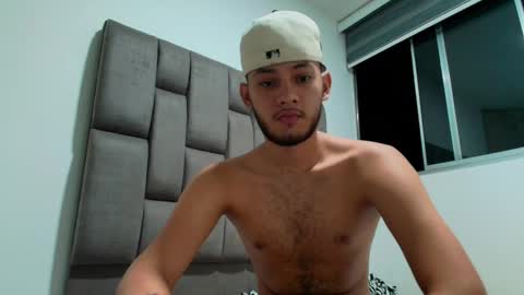 Snapshot of sebolaz chatting on March 4, 3:33 am ryan miller online show from March 4, 3:33 am