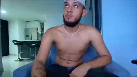 Snapshot of sebolaz chatting on September 24, 4:34 am ryan miller online show from September 24, 4:34 am